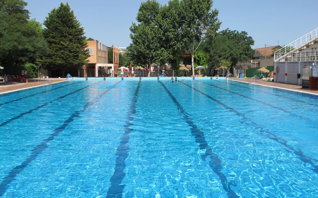 Piscinas de polideportivo