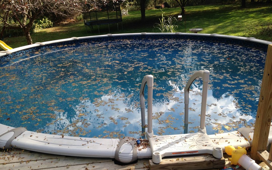 Mantenimiento de piscina en primavera